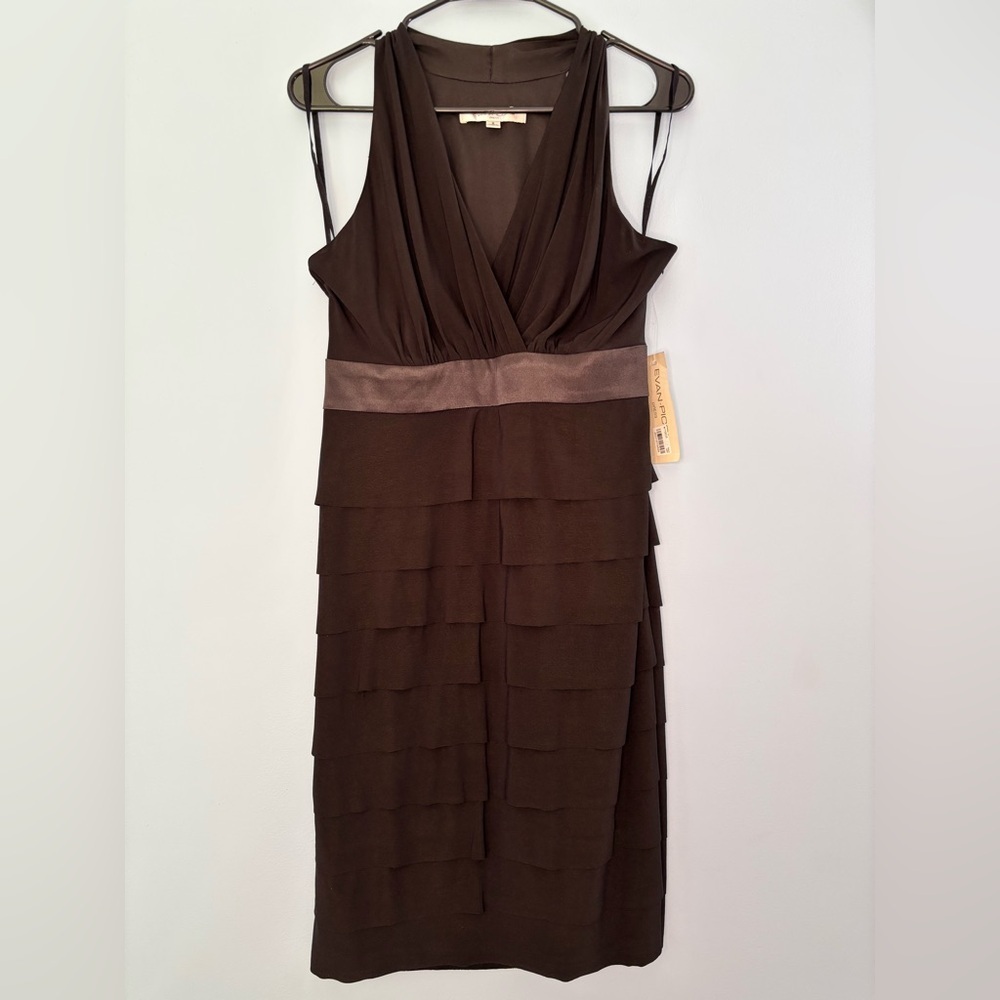 Evan Picone Womens Tiered Sleeveless Dress Size 6 V-Neck Little Black Dress Chic
